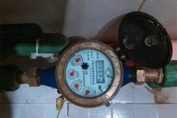 光電直讀遠(yuǎn)傳閥控水表的工作原理原來(lái)是這樣的！ 圖2